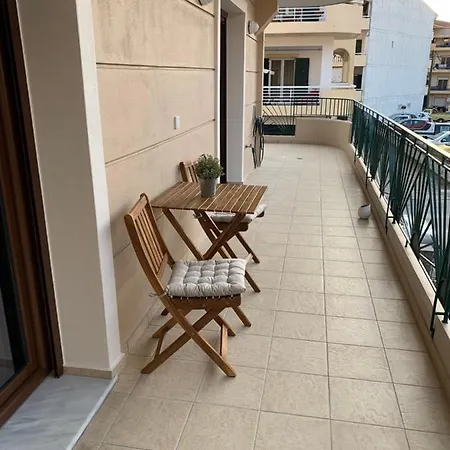 Divine Meteora Luxury Midtown Apartment Kalambaka Extérieur photo
