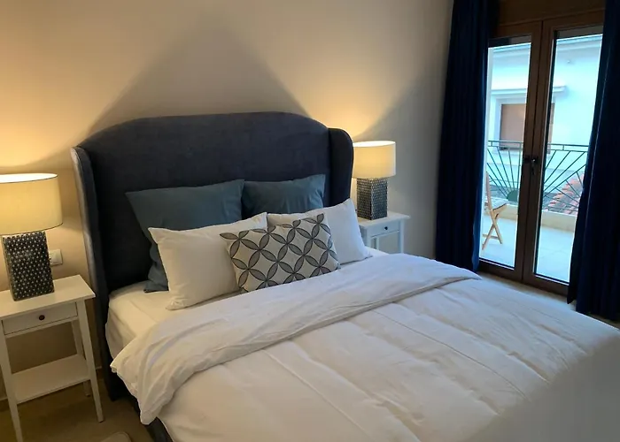 Divine Meteora Luxury Midtown Apartment